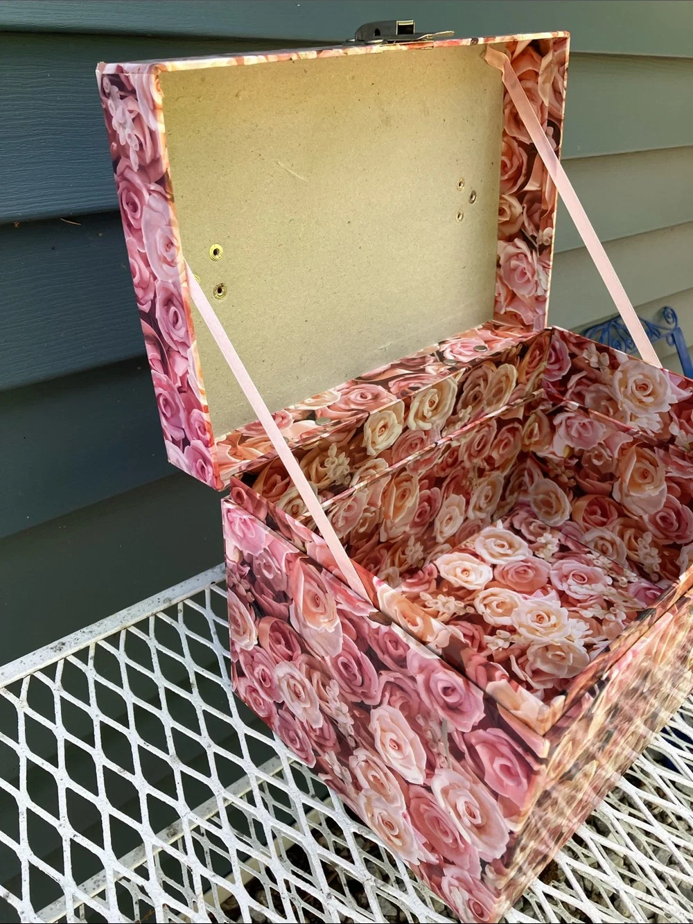 Pink Flowered Laminate Storage Box With Handle & Feet